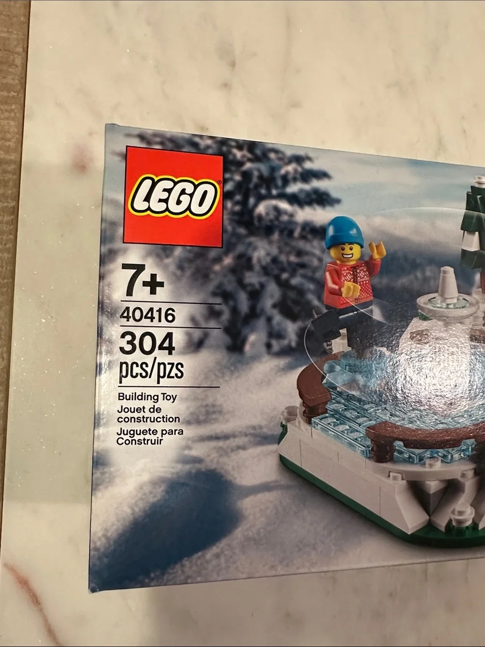 LEGO 40416 Limited Edition Ice Skating Rink 304 Pieces  New, Sealed in B…
